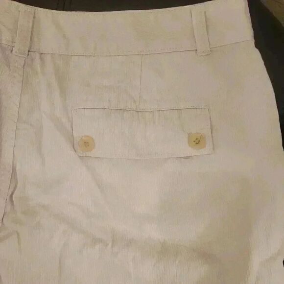 Dockers Women's Ivory 100% Cotton Chino Flat Front Shorts w Pockets - Picture 7 of 9
